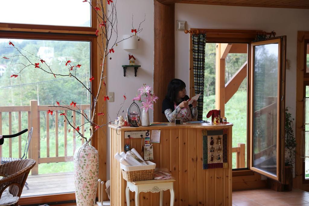 Gasthaus Ohisama House Rusutsu Exterior foto